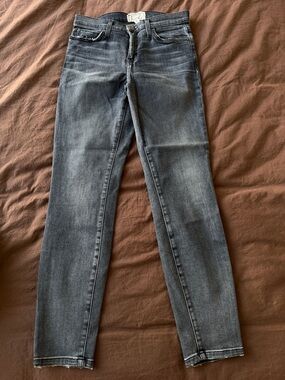 Current/Elliott Women’s Skinny Jeans in Faded Gray